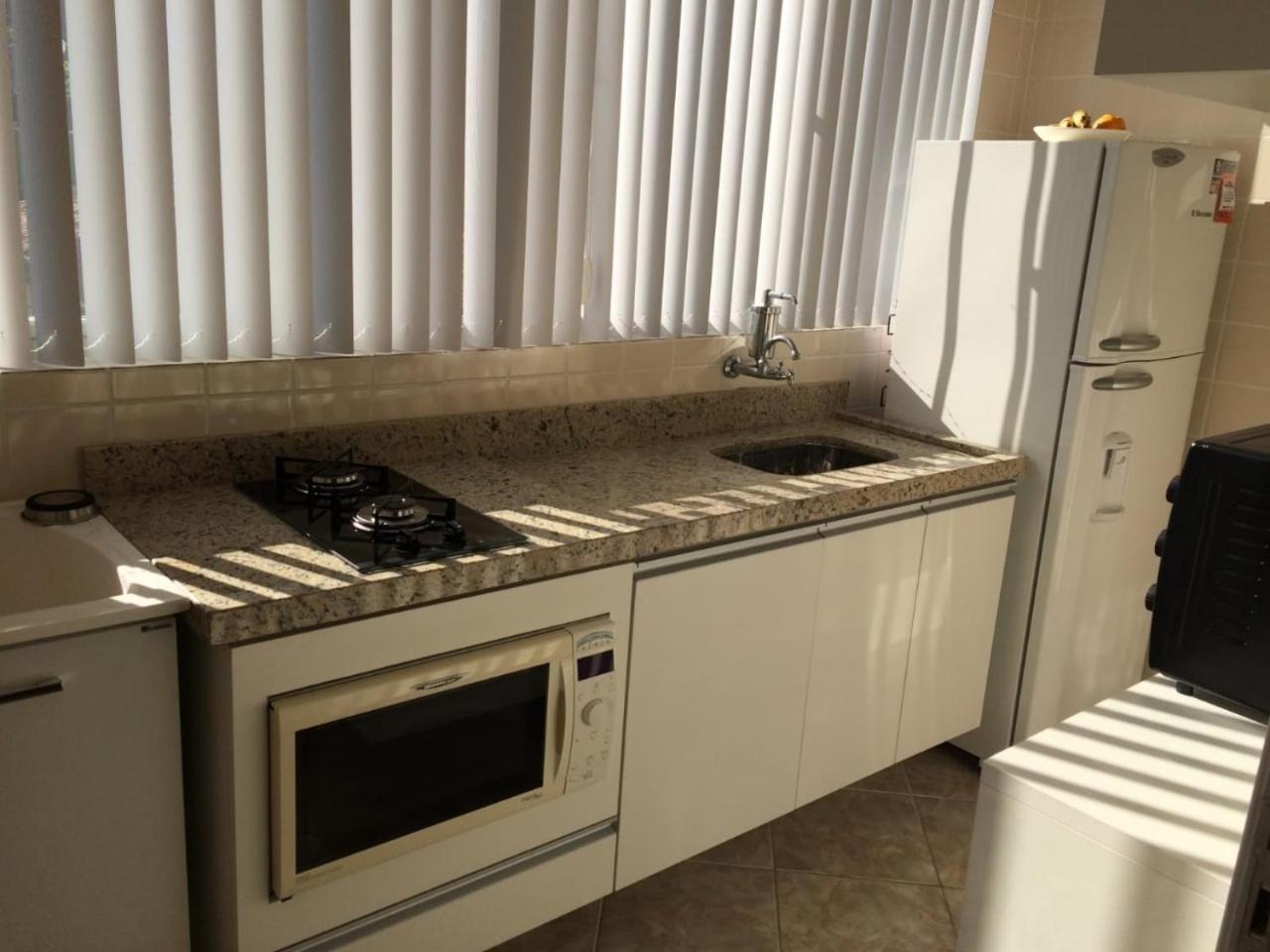 Kitinet Di Capri Pereque - Acu Apartamento *